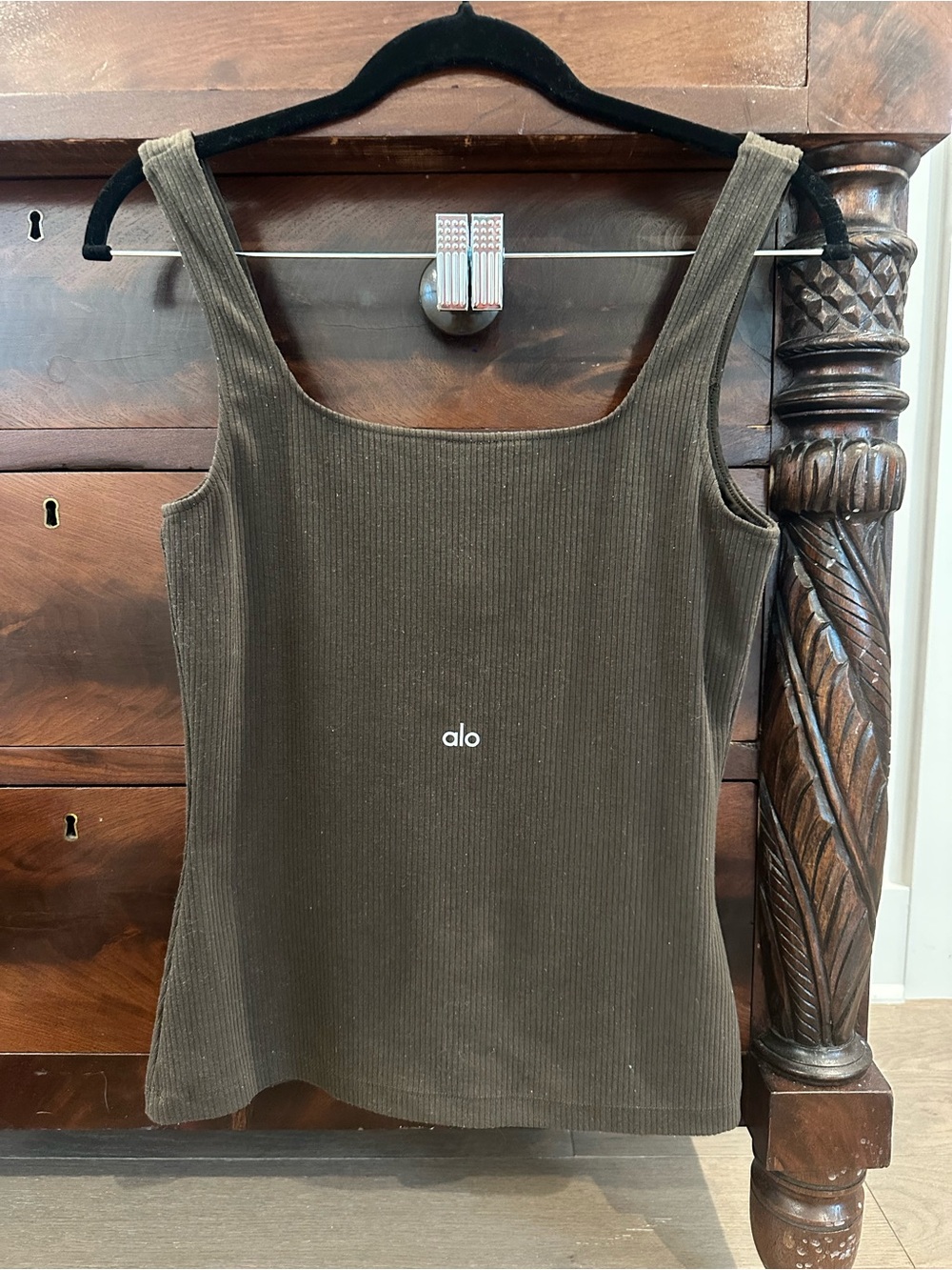 Alo shelf tank